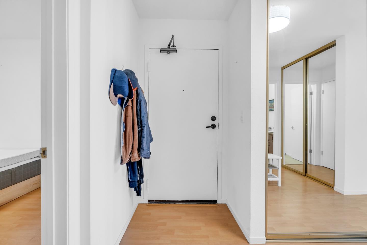 1930 Mission Street 4