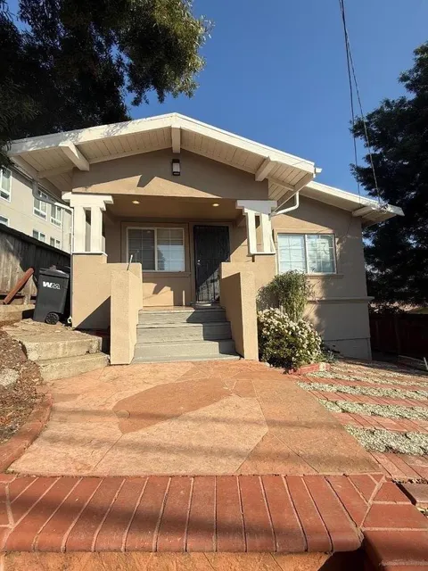 4130 Lyon Avenue, Oakland, CA 94601 - #: ML81991346