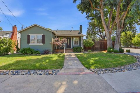 Photo of 574 Rutland Ave, SAN JOSE, CA 95128 (MLS # ML82044041)