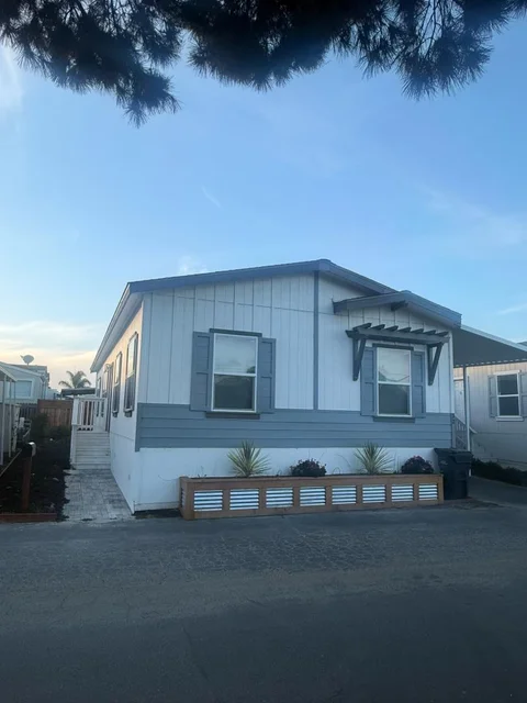 MLS: ML82063129