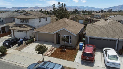 Photo of 407 Cardona Circle, GREENFIELD, CA 93927 (MLS # ML82053792)