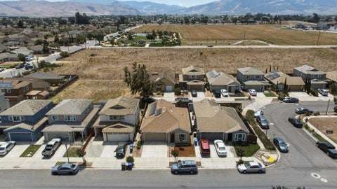 Tiny photo for 407 Cardona Circle, GREENFIELD, CA 93927 (MLS # ML82053792)
