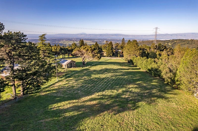 20255 Skyline Boulevard