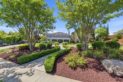 Photo of 2566 Bentley Ridge Drive, San Jose, CA 95138 (MLS # ML82044579)