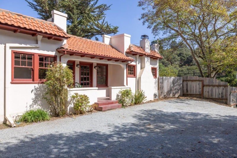 73 Echo Valley Road