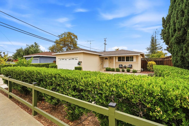 2116 Quito Road