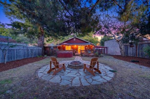 Photo of 115 Catalpa Street, Santa Cruz, CA 95062 (MLS # ML82045881)