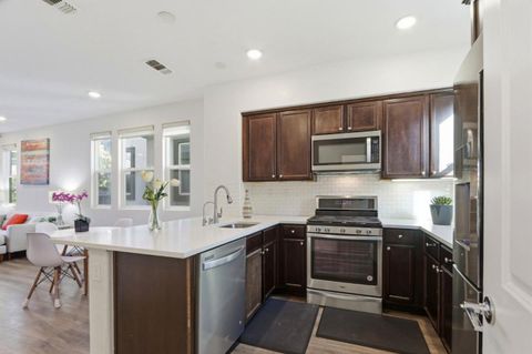 Tiny photo for 838 Garden Street, Milpitas, CA 95035 (MLS # ML82029722)