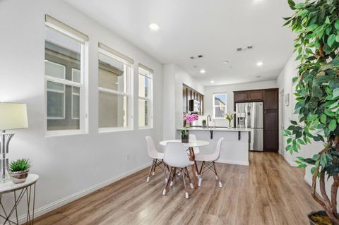 Tiny photo for 838 Garden Street, Milpitas, CA 95035 (MLS # ML82029722)