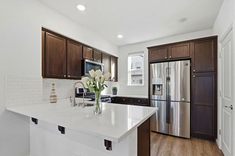 Tiny photo for 838 Garden Street, Milpitas, CA 95035 (MLS # ML82029722)