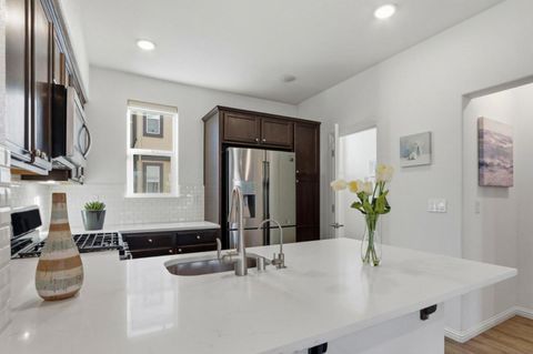 Tiny photo for 838 Garden Street, Milpitas, CA 95035 (MLS # ML82029722)