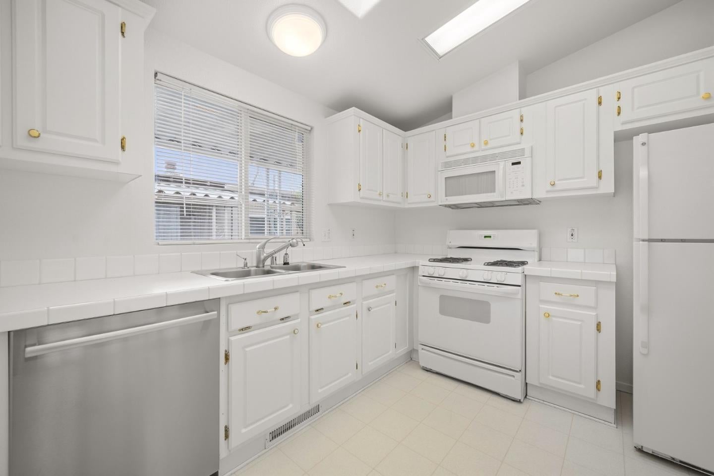 1515 Milpitas