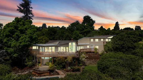 415 Golden Oak Drive, Portola Valley, CA 94028 - #: ML82006455