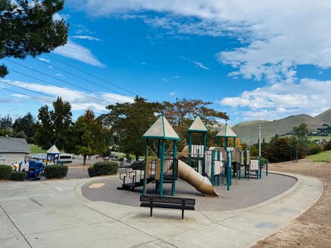 Tiny photo for 43988 Cerro Court, FREMONT, CA 94539 (MLS # ML82027478)