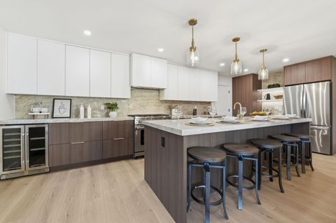 Photo of 315 W Meadow Drive, PALO ALTO, CA 94306 (MLS # ML82029845)