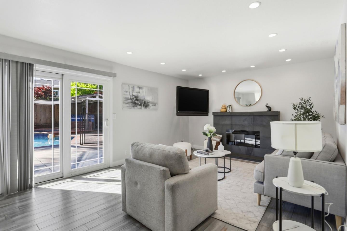 4669 Park Sutton Place