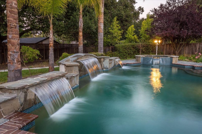 18625 SAGE Court