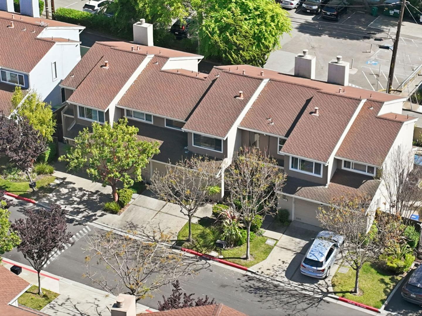 539 Blue Jay Drive