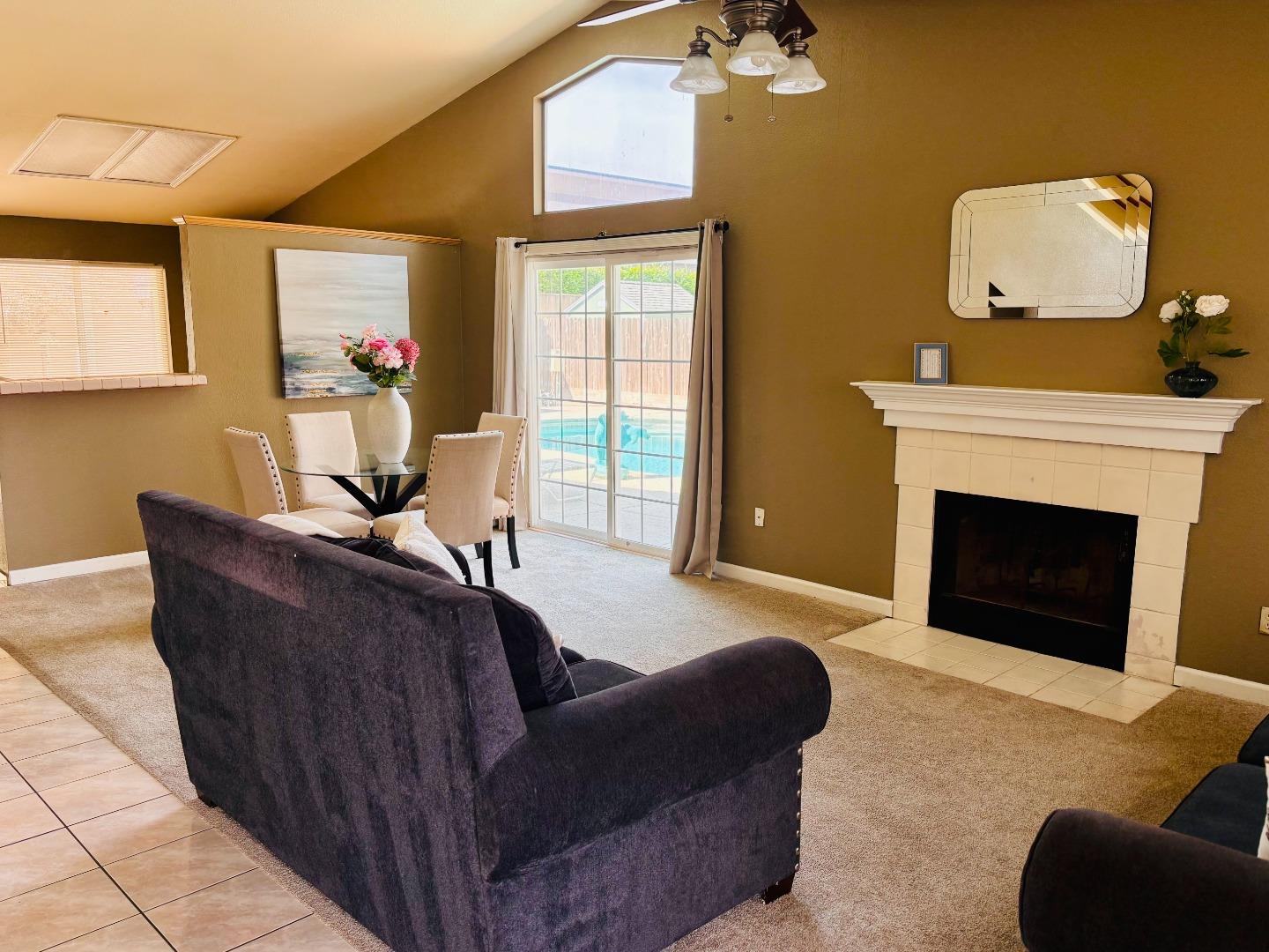 6 Westmont Court