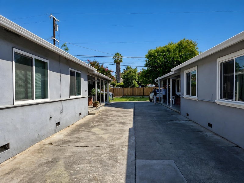 855 North 16th Street