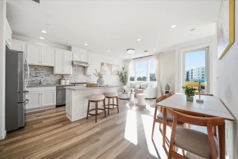 1930 Joshua Tree Circle, Milpitas, CA 95035 - #: ML82061302