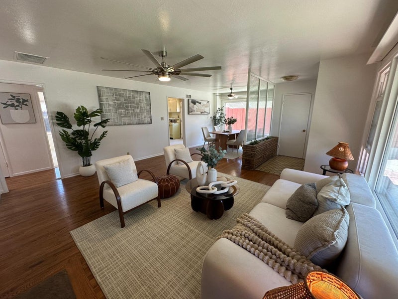 880 Sherman Oaks Drive
