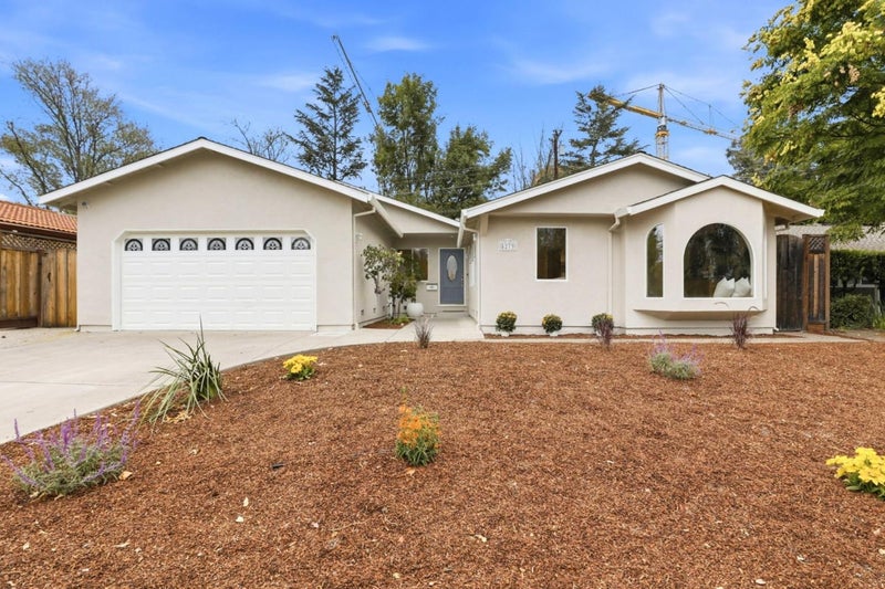 5279 Elmwood Drive