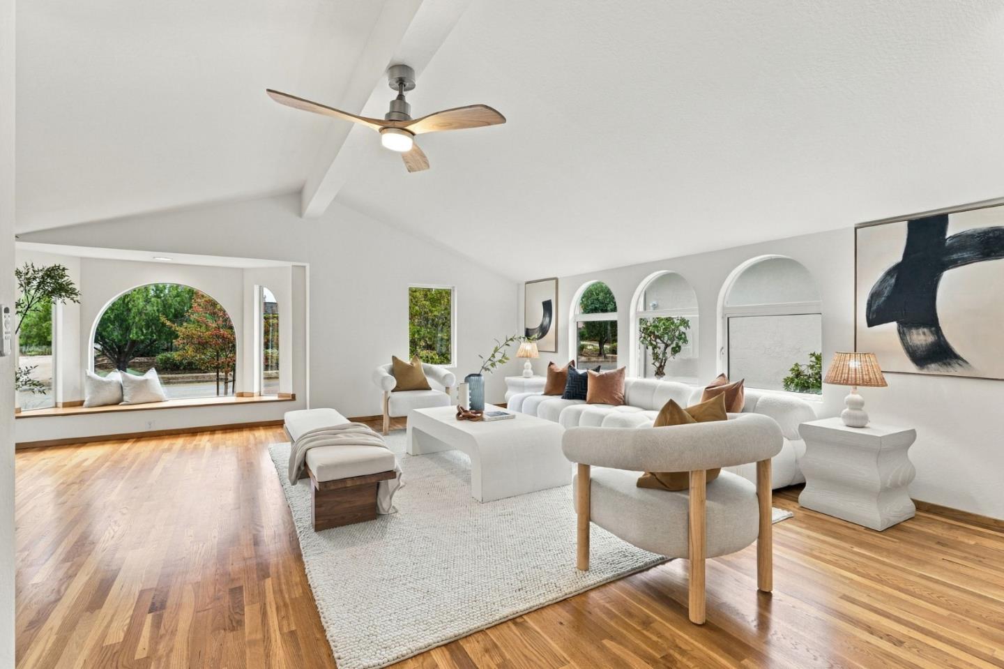 5279 Elmwood Drive