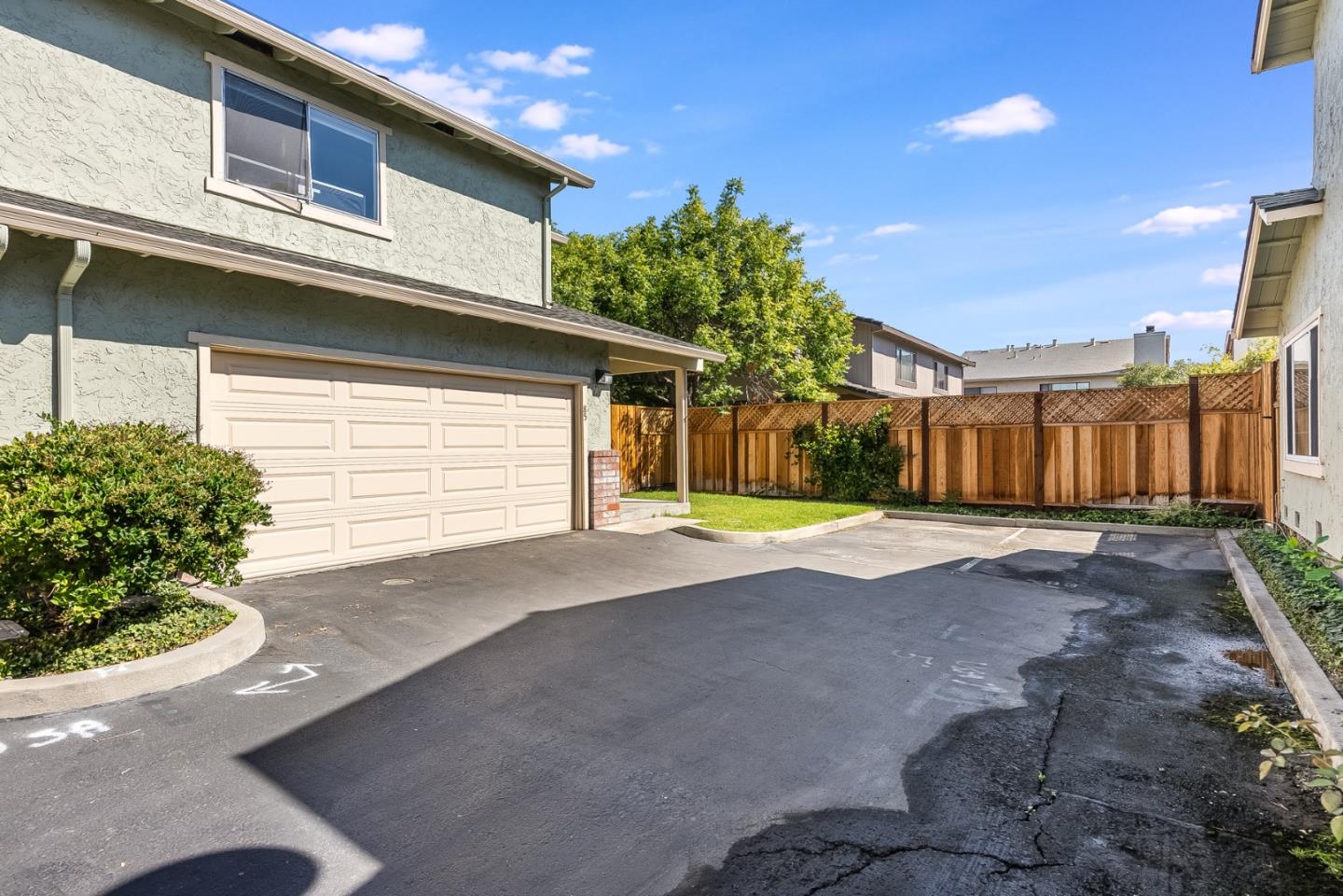 85 Shelley AVE