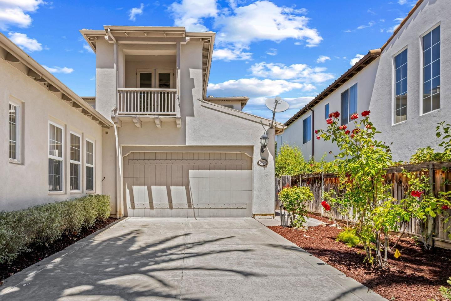 2520 Club Drive