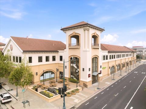 Photo of 1000 Park Place #H, SAN MATEO, CA 94403 (MLS # ML82043593)