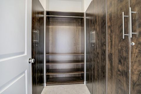 Tiny photo for 117 E Central Parkway, MOUNTAIN HOUSE, CA 95391 (MLS # ML82034049)