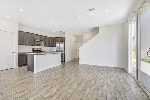 Tiny photo for 117 E Central Parkway, MOUNTAIN HOUSE, CA 95391 (MLS # ML82034049)