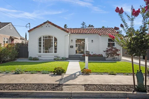 1124 Fay Street, Redwood City, CA 94061 - #: ML82060278