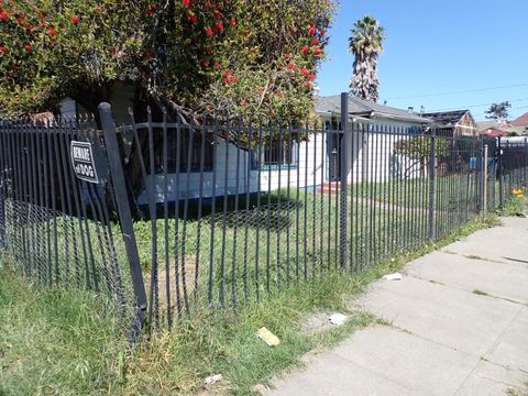 Photo of 901 92nd Avenue, OAKLAND, CA 94603 (MLS # ML82038862)