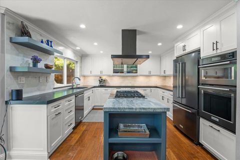 Tiny photo for 5165 Apennines Circle, SAN JOSE, CA 95138 (MLS # ML82043831)