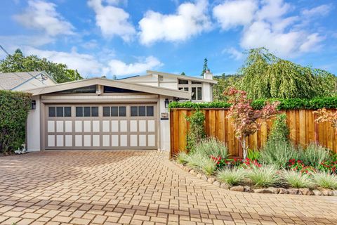 Photo of 158 Manor Drive, SAN CARLOS, CA 94070 (MLS # ML82022184)