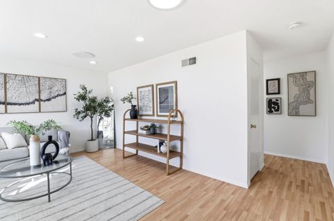 Tiny photo for 718 Webster Drive, San Jose, CA 95133 (MLS # ML82030358)