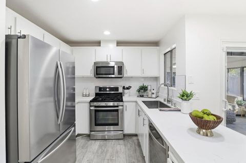 Tiny photo for 718 Webster Drive, San Jose, CA 95133 (MLS # ML82030358)