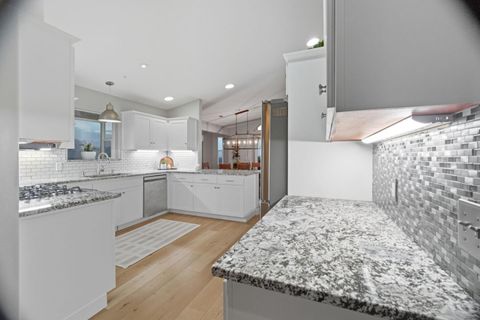 Tiny photo for 18530 Berta Ridge Place, SALINAS, CA 93907 (MLS # ML82021594)