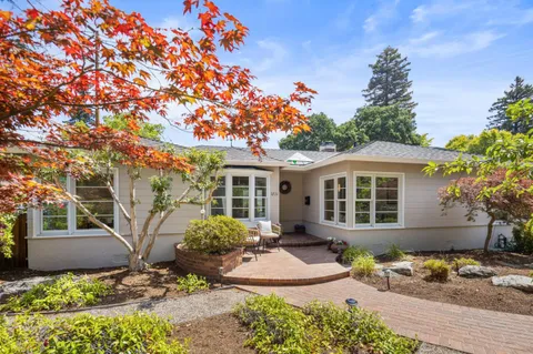 1711 Guinda Street, Palo Alto, CA 94303 - #: ML82015745