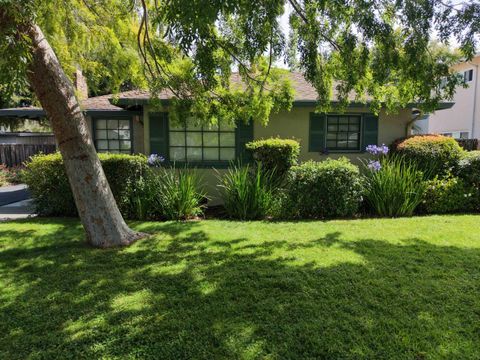 Tiny photo for 2725 Byron Street, PALO ALTO, CA 94306 (MLS # ML82054127)