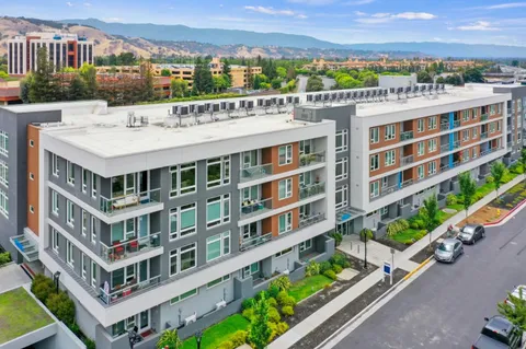 5933 Sunstone Drive Unit 220, San Jose, CA 95123 - MLS#: ML81985989