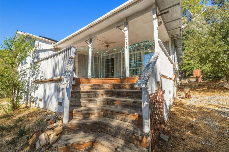 18223 Hammer Lane