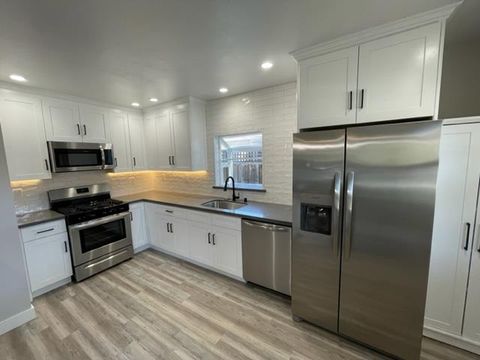 Tiny photo for 427 Samson Street #A, REDWOOD CITY, CA 94063 (MLS # ML82026007)