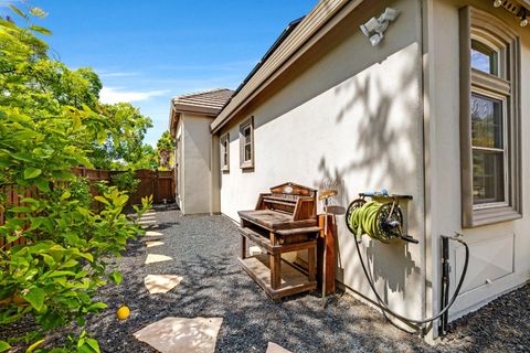 Tiny photo for 2188 Mclean Place, LIVERMORE, CA 94550 (MLS # ML82042553)