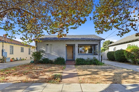 Featured picture for the property ML82066083