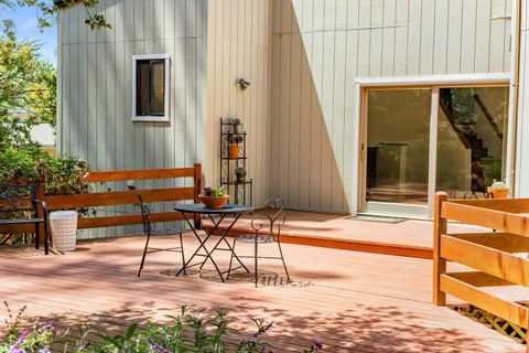 A home in LA SELVA BEACH