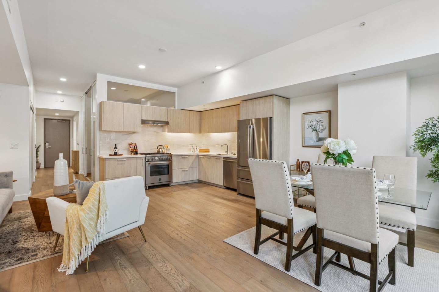 188 West Saint James Street 10313