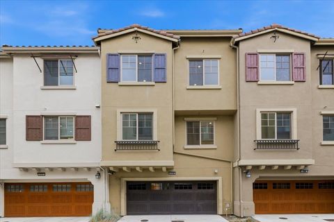 Tiny photo for 270 Ariana Place, Mountain View, CA 94043 (MLS # ML82043981)